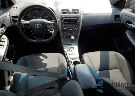 2011 Toyota Corolla Base z USA, uszkodzony, nr VIN 2T1BU4EE6BC734403